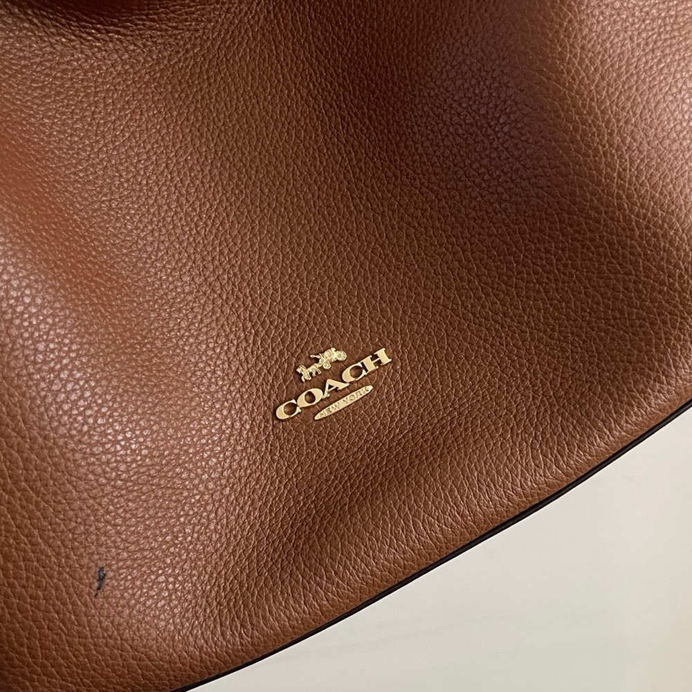 Coach Pebbled Leather Tan Cognac Brown Shoulder Bag Crossbody Chic Minimalist - Picture 9 of 16